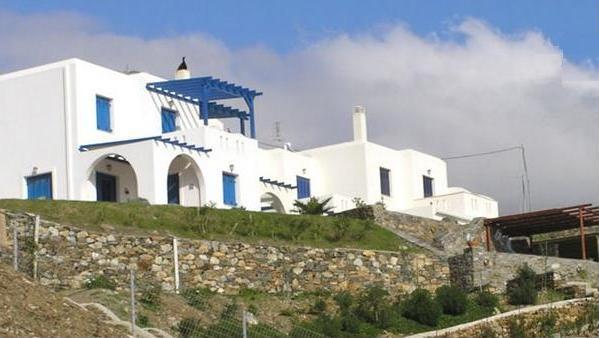 希腊基克拉泽斯群岛安德罗斯岛复式公寓91平米22万欧元